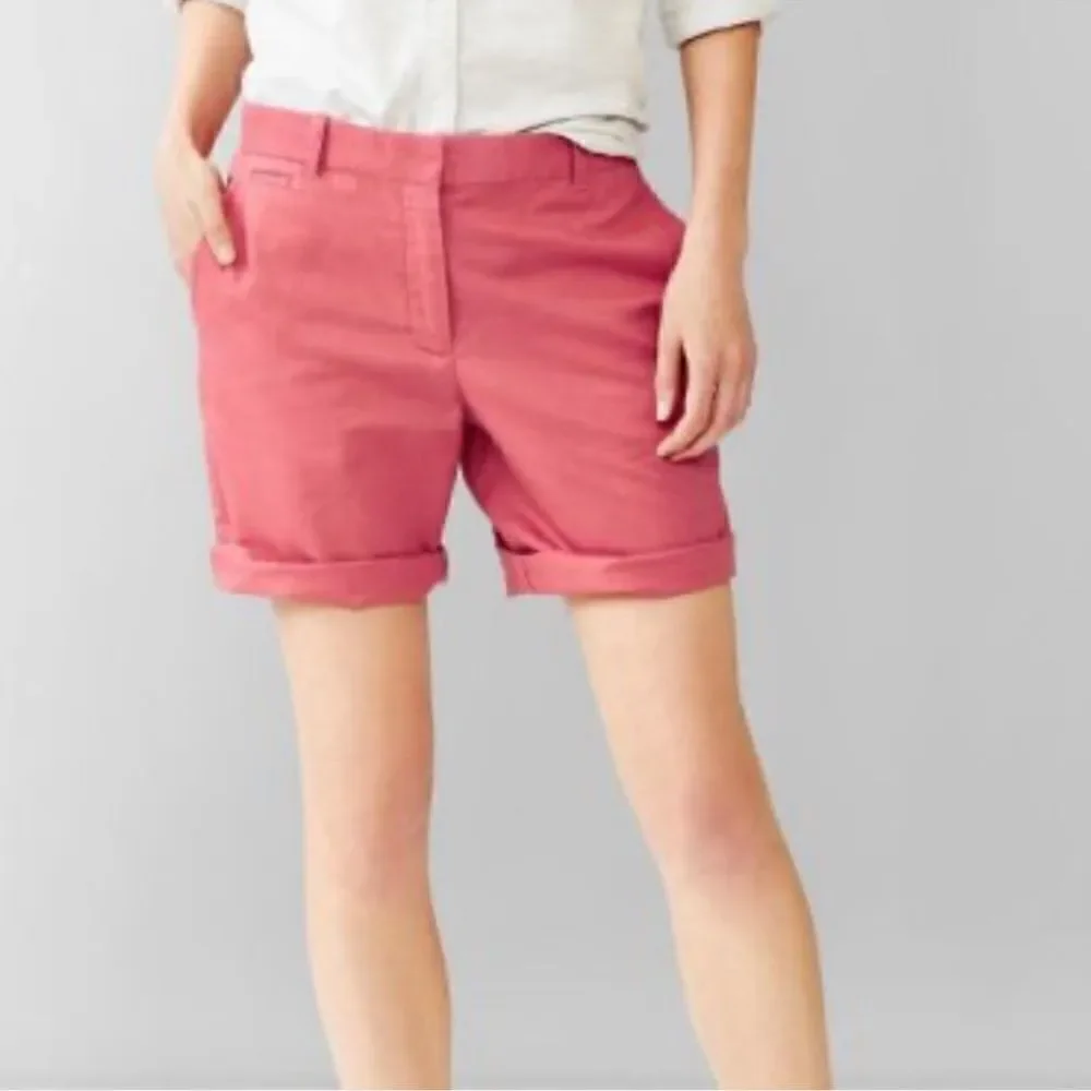 Gap Women's  'The Boyfriend Roll-Up' Linen Cotton Blend Shorts in Pink - Size 4